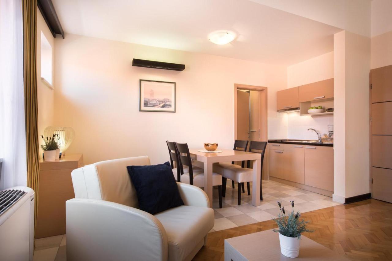 Apartment Aci Marina Cres Eksteriør bilde