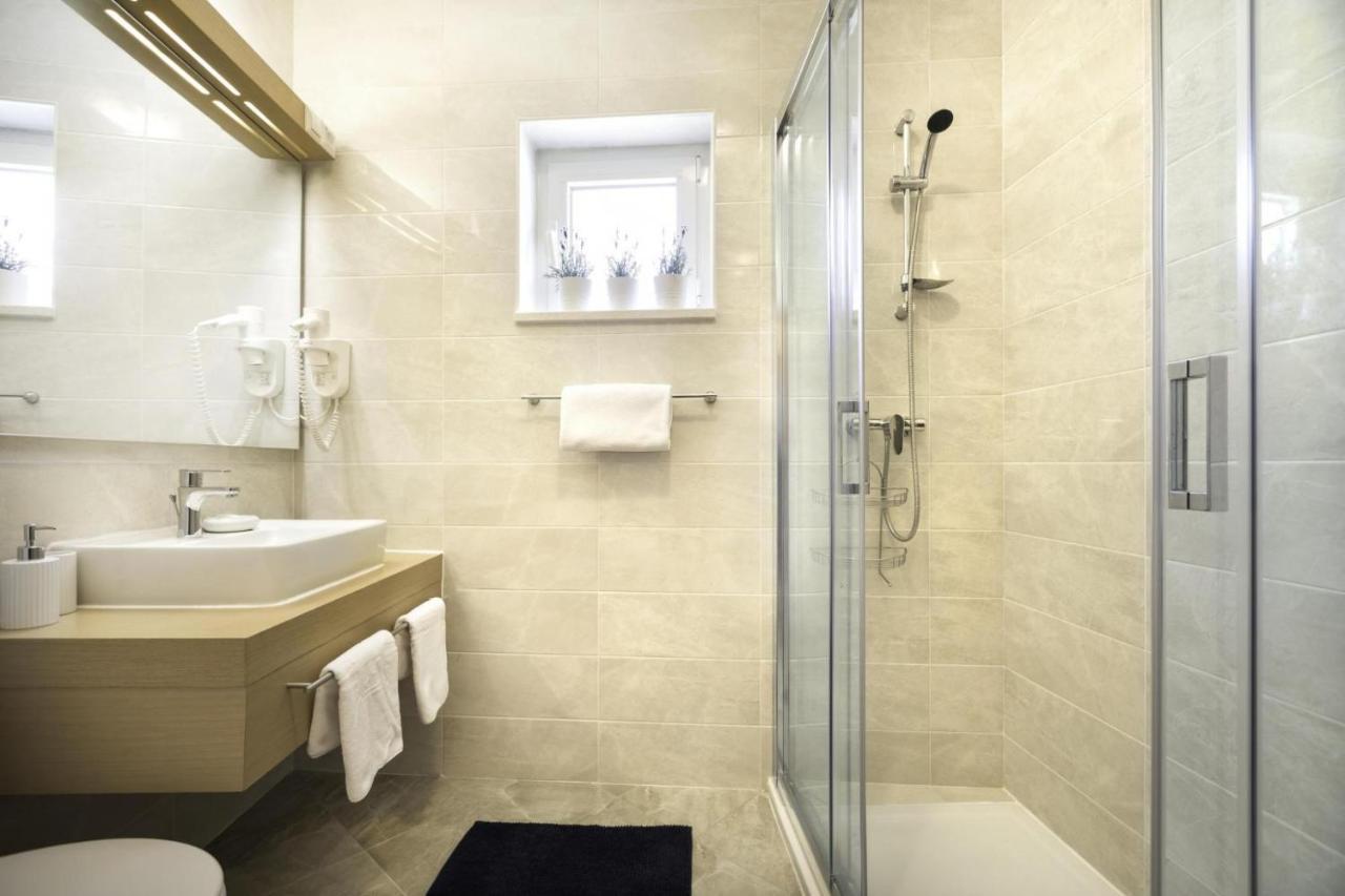 Apartment Aci Marina Cres Eksteriør bilde
