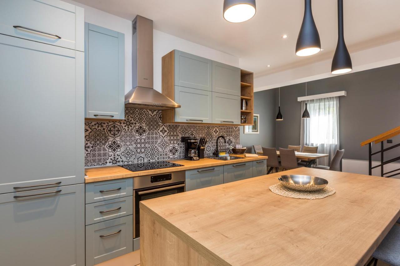 Apartment Aci Marina Cres Eksteriør bilde